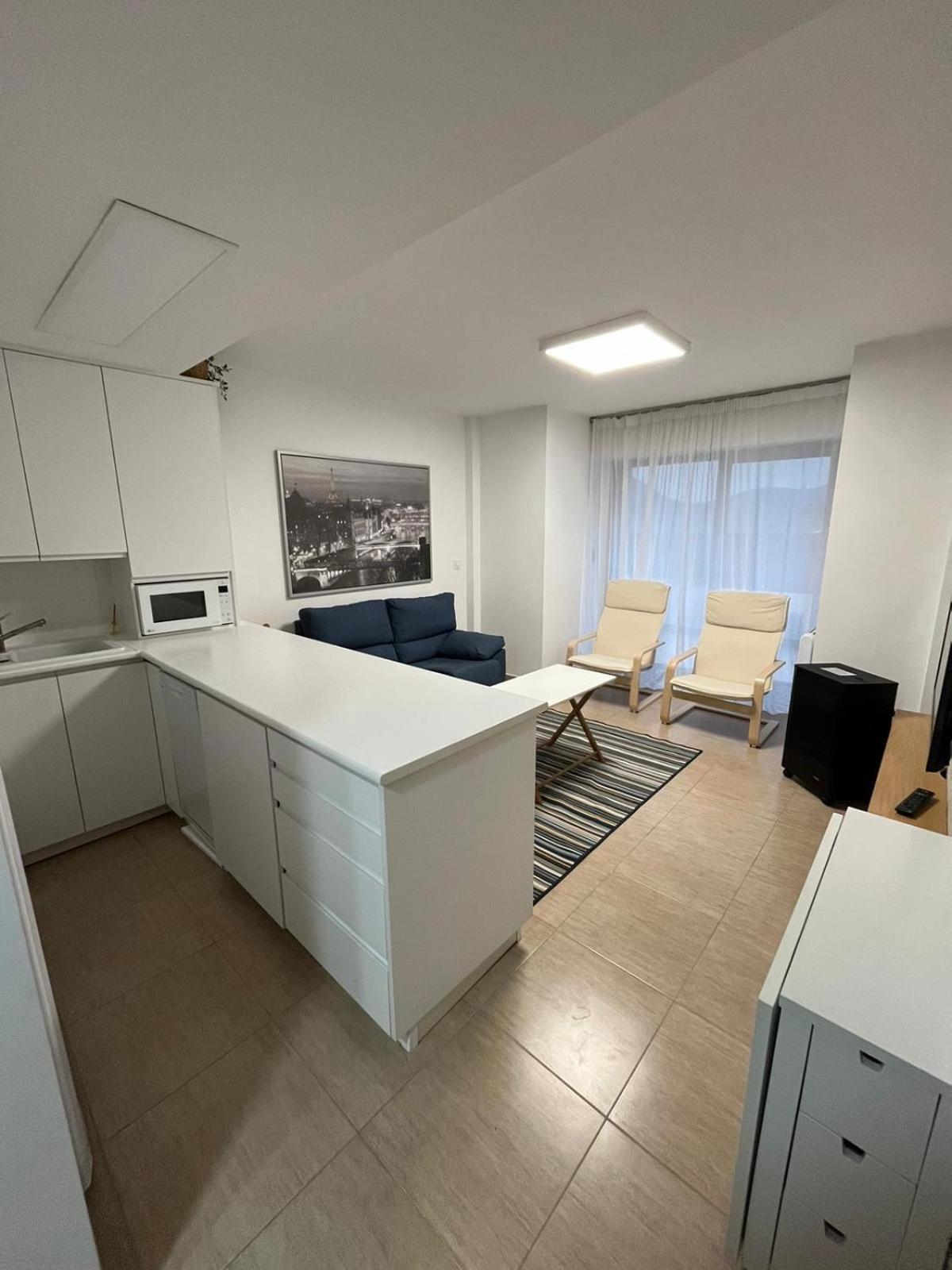 Apartamento Con Terraza,2 Min De La Playa, Ares Extérieur photo